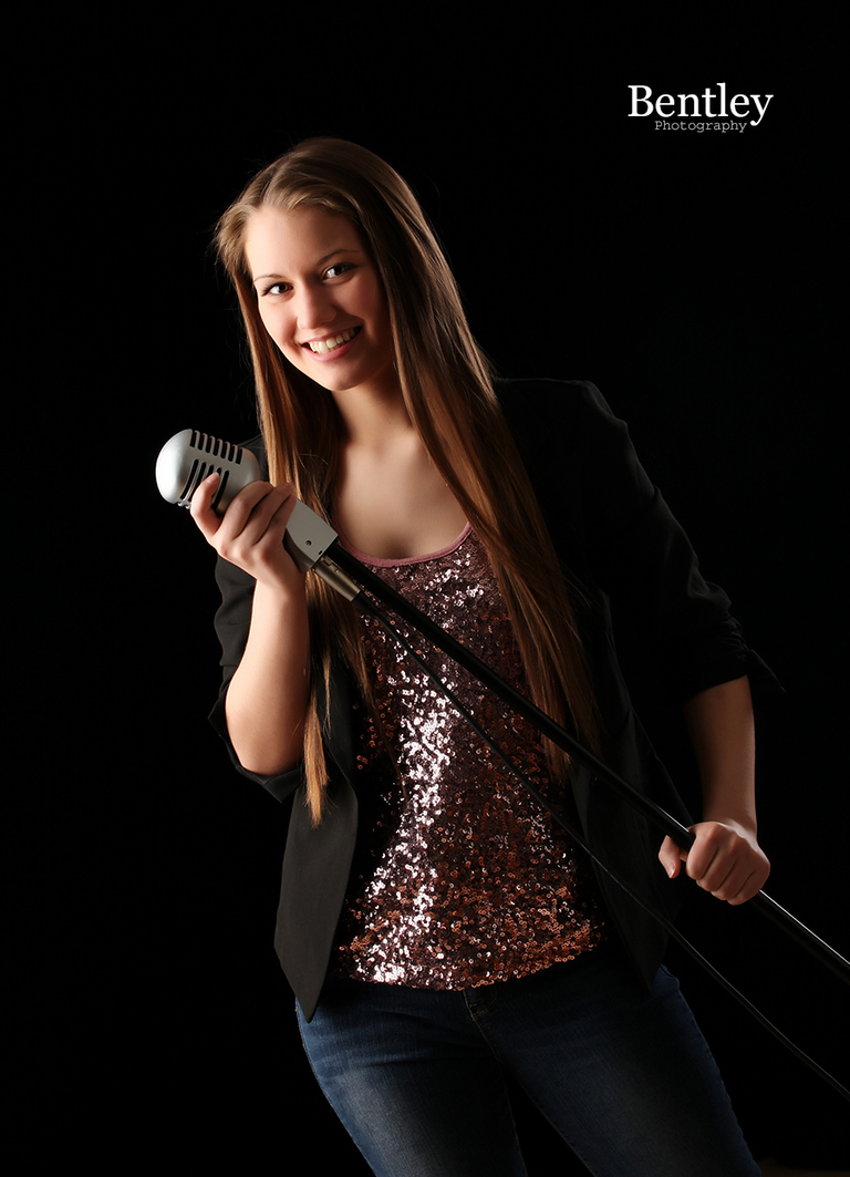 Georgia photographer, singer