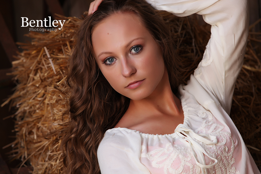 Outdoor Senior Portraits Flowery Branch High School Senior Portrait